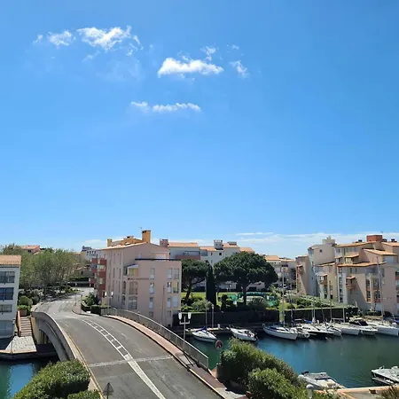 Moderne Avec Piscine Et Parking à 200m De La De La Grande Conque, Cap D'agde - Fr-1-249-413 * Agde